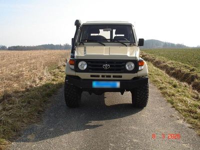 Gebraucht Toyota Land Cruiser 131 PS (96 kW) 2001 Beige SUV
