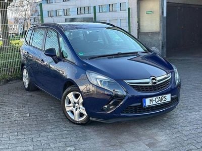 Usado Opel Zafira Tourer Edition 131 HP (96 kW) 2013 Azul Monovolume