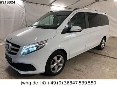 Mercedes V220