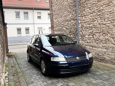 Gebraucht Fiat Stilo 101 PS (74 kW) 2005 Blau Limousine