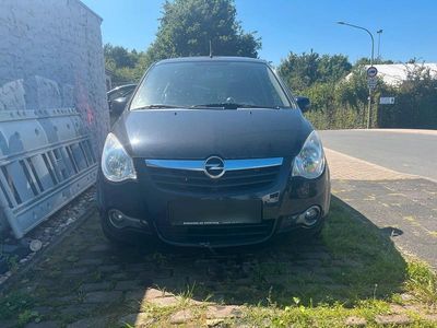 Opel Agila