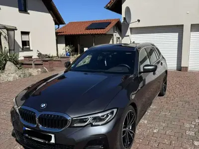 Gebraucht BMW 320 M Sport 190 PS (139 kW) 2020 Grau Kombi