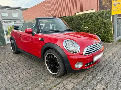 Usata Mini Cooper Cabriolet 122 CV (89 kW) 2009 Rosso Cabrio