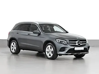 Gebraucht Mercedes GLC250 AMG line 204 PS (150 kW) 2019 Grau SUV
