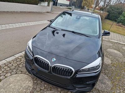 Gebraucht BMW 225 Active Tourer iPerformance 224 PS (164 kW) 2020 Schwarz Van / Kleinbus