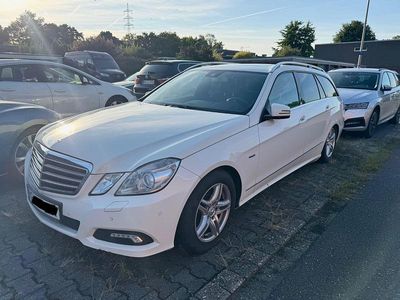 Mercedes E300