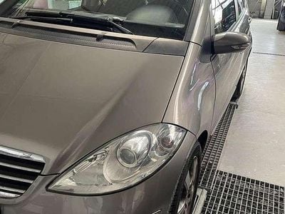 Mercedes A200