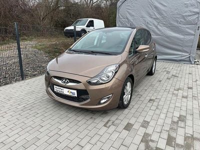 Gebraucht Hyundai ix20 Style 125 PS (91 kW) 2013 Braun Kleinwagen