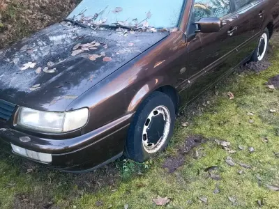 Gebraucht VW Passat 120 PS (88 kW) 1996 Braun Kombi