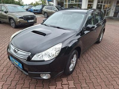 Gebraucht Subaru Outback Trend 150 PS (110 kW) 2012 Crystal black silica 04s SUV