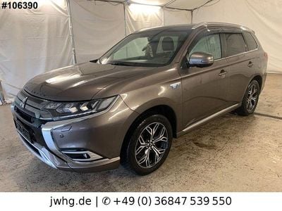 Gebraucht Mitsubishi Outlander P-HEV Plus 224 PS (164 kW) 2021 Braun SUV