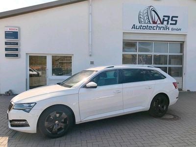 Usata Skoda Superb Premium Edition 190 CV (139 kW) 2019 Bianco Station wagon