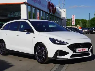Neu Hyundai i30 N Line 140 PS (102 kW) 2025 Atlaswhite Kombi