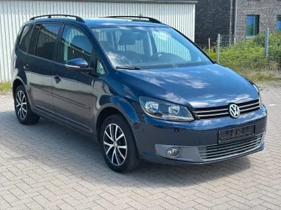 Gebraucht VW Touran Comfortline 140 PS (102 kW) 2010 Blau Van / Kleinbus