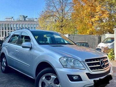 Gebraucht Mercedes ML280 190 PS (139 kW) 2008 Andere farben SUV