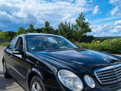Mercedes E270