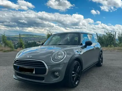 Gebraucht Mini Cooper 75 PS (55 kW) 2016 Grau Kleinwagen