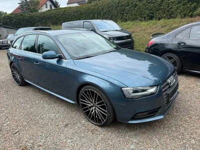 Gebraucht Audi A4 S-Line 190 PS (139 kW) 2015 Blau Kombi