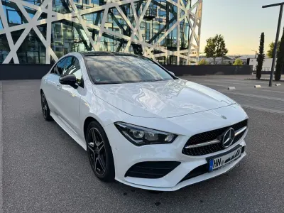 Gebraucht Mercedes CLA220 AMG line 190 PS (139 kW) 2019 Weiß Limousine