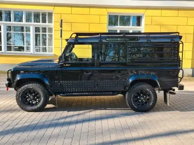 Begagnad Land Rover Defender SE 122 HK (89 kW) 2014 Svart Kombi