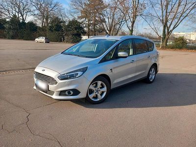 Gebraucht Ford S-MAX S 160 PS (117 kW) 2019 Grau Van / Kleinbus