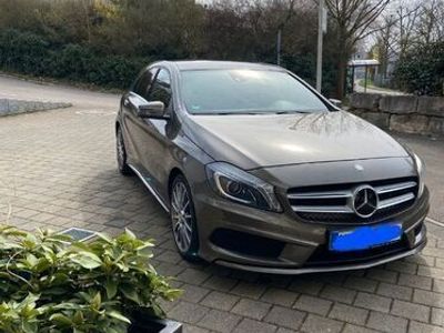 gebraucht Mercedes A220 - AMG-Line, Panorama, Standheizung u.v.m.