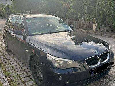 BMW 523