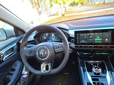 Second-hand MG MG5 EV 130 kW (177 CP) 2025 Argintiu Break