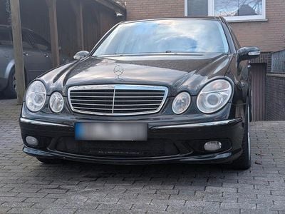 Gebraucht Mercedes E500 AMG 306 PS (225 kW) 2005 Schwarz Limousine