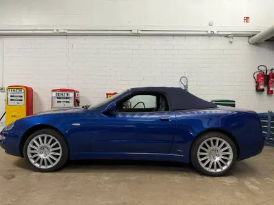 Gebraucht Maserati 4200 390 PS (286 kW) 2004 Blau Cabrio