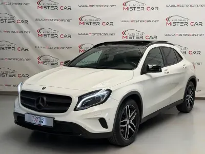 Gebraucht Mercedes GLA200 Urban 156 PS (114 kW) 2016 Weiß SUV