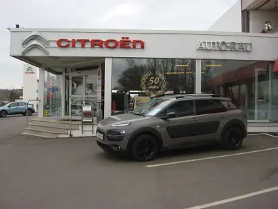Gebraucht Citroën C4 Shine 110 PS (80 kW) 2016 Braun Limousine