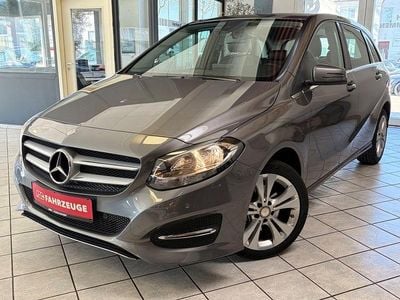 Gebraucht Mercedes B200 136 PS (100 kW) 2016 Grau Van / Kleinbus