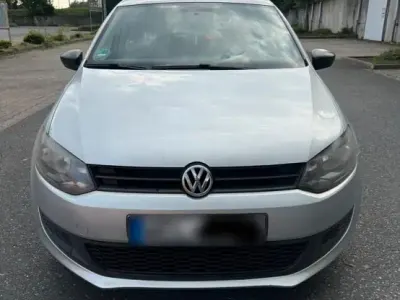 Gebraucht VW Polo 60 PS (44 kW) 2012 Grau Kleinwagen
