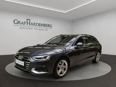 Gebraucht Audi A4 Advanced 163 PS (119 kW) 2023 Manhattangrau metallic Kombi