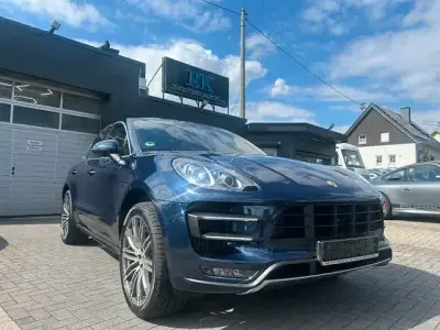 Gebraucht Porsche Macan Turbo 400 PS (294 kW) 2015 Blau SUV