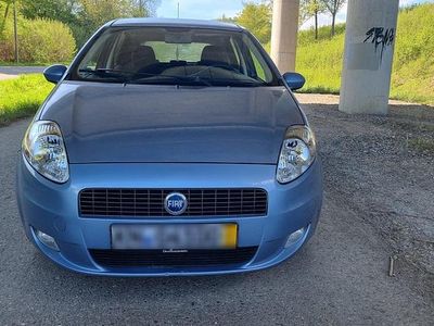 Second-hand Fiat Punto 77 CP (56 kW) 2006 Albastru Hatchback
