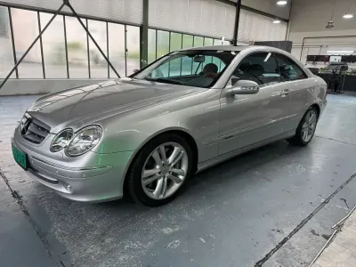 Gebraucht Mercedes CLK500 306 PS (225 kW) 2002 Silber Coupé