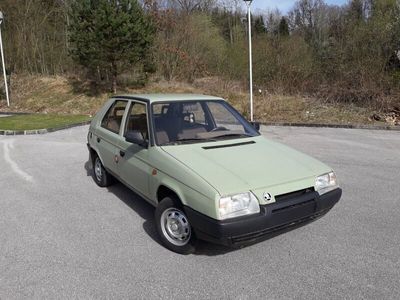 Skoda Favorit