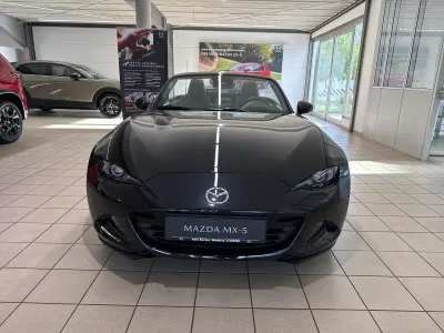 Neu Mazda MX5 Exclusive-Line 132 PS (97 kW) 2025 Schwarz Cabrio
