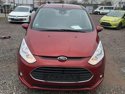 Gebraucht Ford B-MAX SYNC Edition 101 PS (74 kW) 2016 Rot Van / Kleinbus