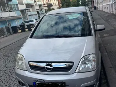 Gebraucht Opel Meriva Cosmo 105 PS (77 kW) 2007 Silber Van / Kleinbus