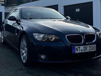 Blau Gebraucht 2009 BMW 320 Cabriolet Cabrio | 9.300 € (Fairer Preis)