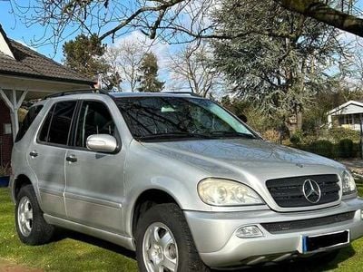 Mercedes ML270