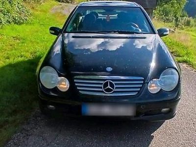 Mercedes C180