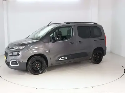 Gebraucht Citroën Berlingo Shine 131 PS (96 kW) 2023 Grau Van / Kleinbus
