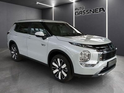 Neu Mitsubishi Outlander P-HEV Select 306 PS (225 kW) 2026 Weiß SUV