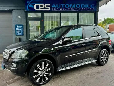Gebraucht Mercedes ML350 Edition 272 PS (200 kW) 2009 Schwarz SUV