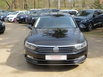 Gebraucht VW Passat Highline 150 PS (110 kW) 2016 Schwarz Kombi