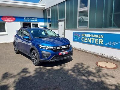 Neu Dacia Sandero Expression 91 PS (66 kW) 2025 Blau Kleinwagen